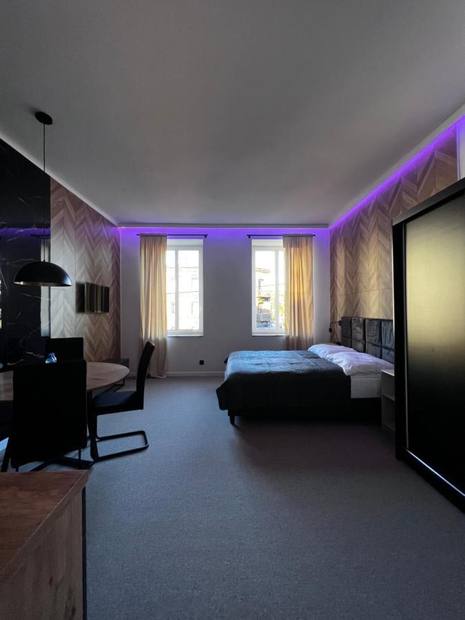 Apartment Gamler By Letrent Zyrardow